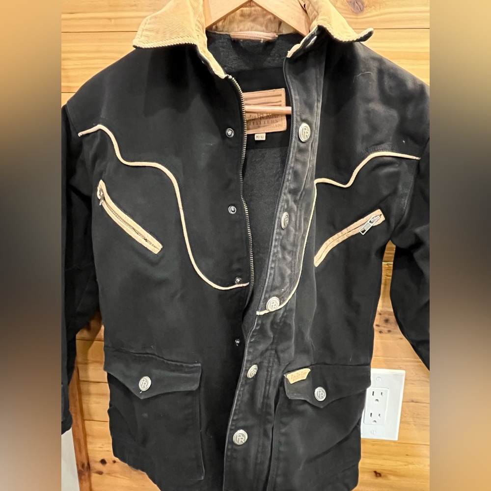 Powder River kids size 10 barn coat